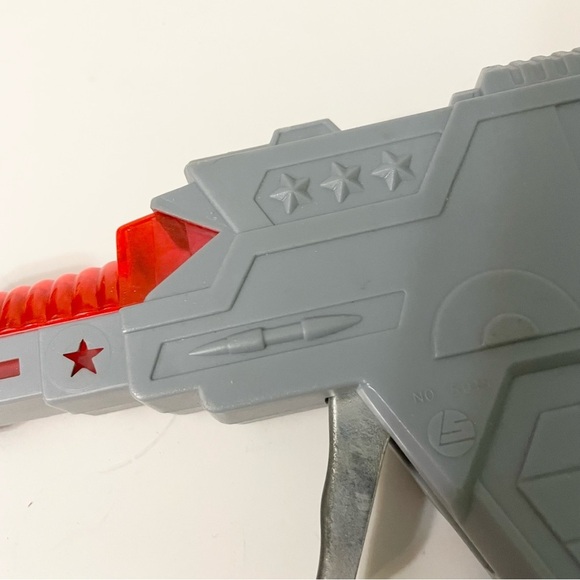 Vintage Space Friction Powered Sparking Sounds Toy Gun - Picture 4 of 11